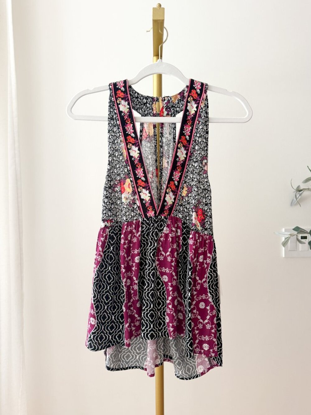 Free People Dream Darlin Printed Racerback Top | Deep V Boho | NWT | M